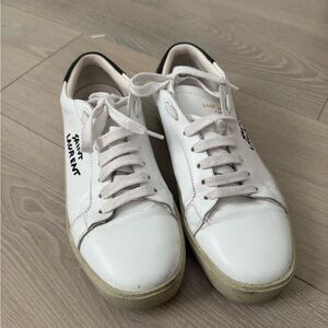 listing-status-banner